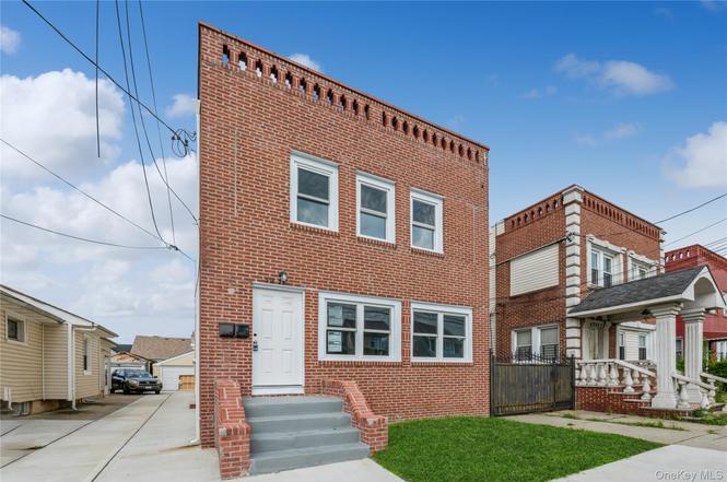 216-23 136th Rd
