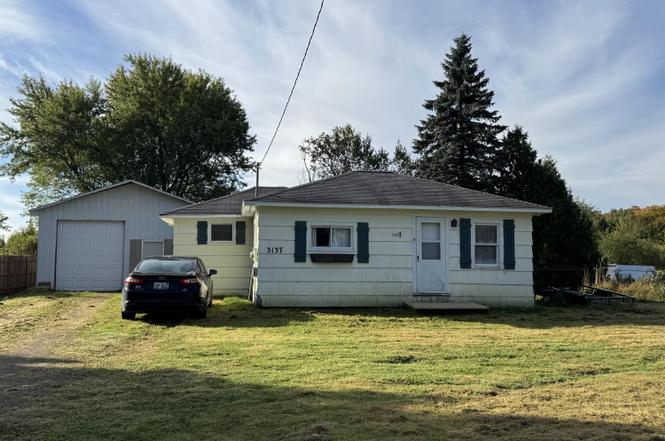 3137 W 10 Mile Rd
