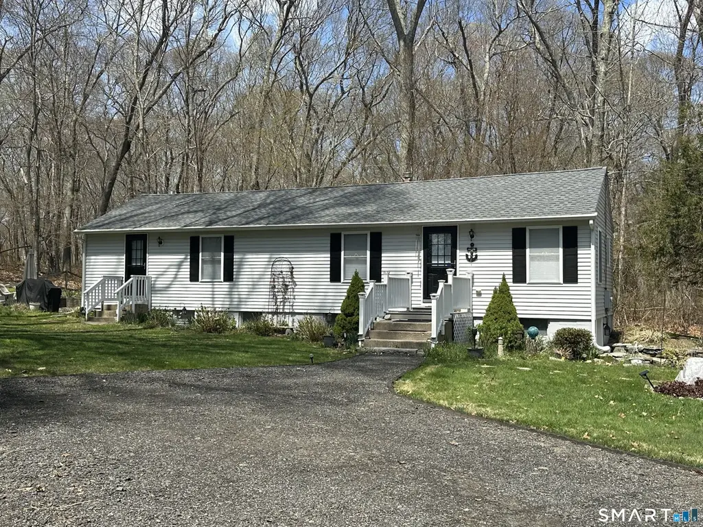 366 Shore Rd