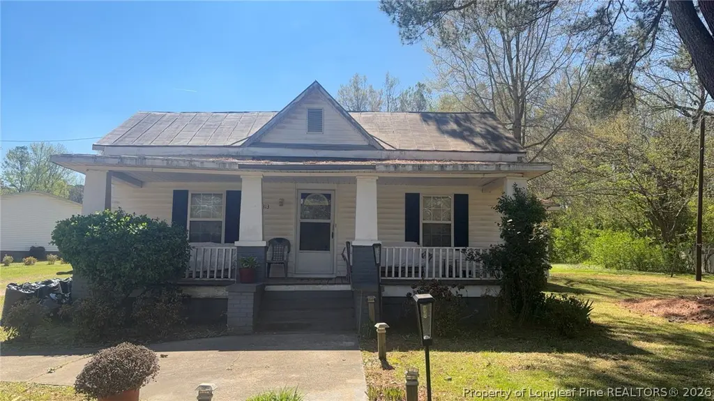 313 W Branch St