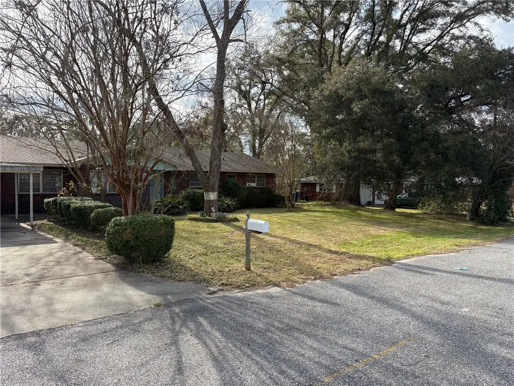 188 Highland Park Dr