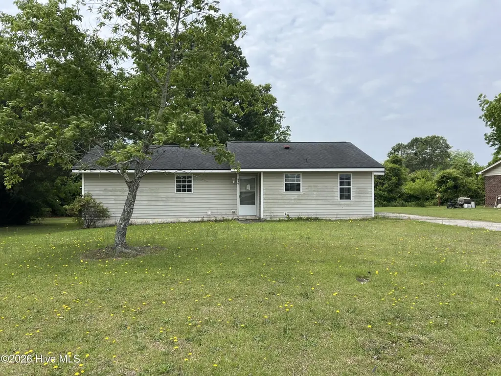 636 Hill Road Cir