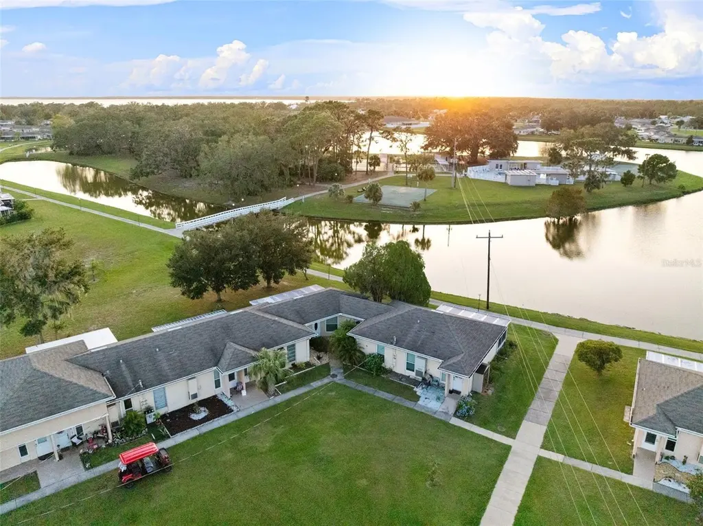 3515 Club Cir