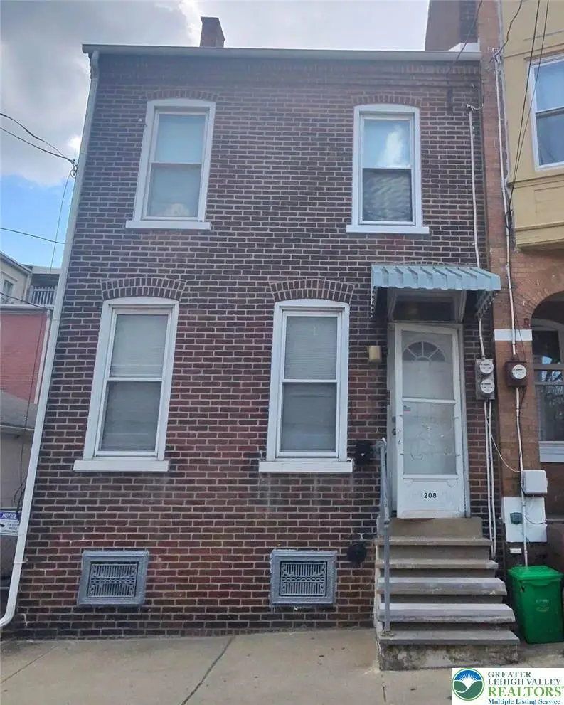 208 N Hall St