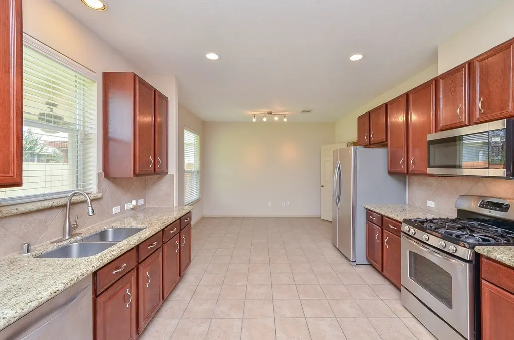 25135 Ginger Ranch Dr