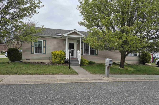 20 Oaks Dr