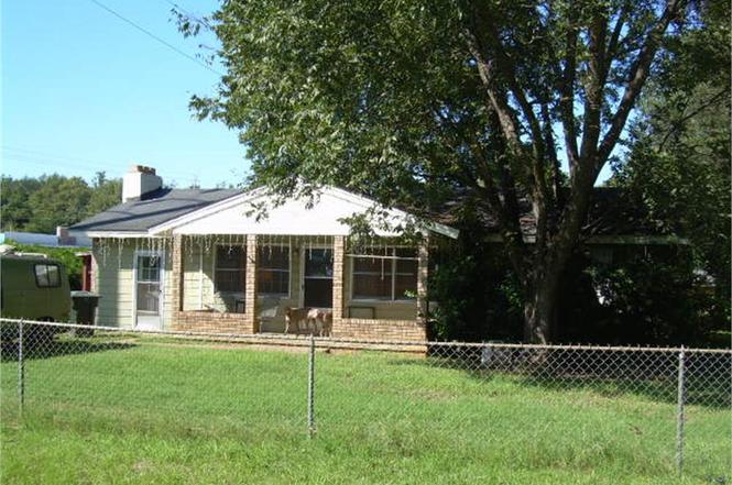 1500 Evelyn Ave