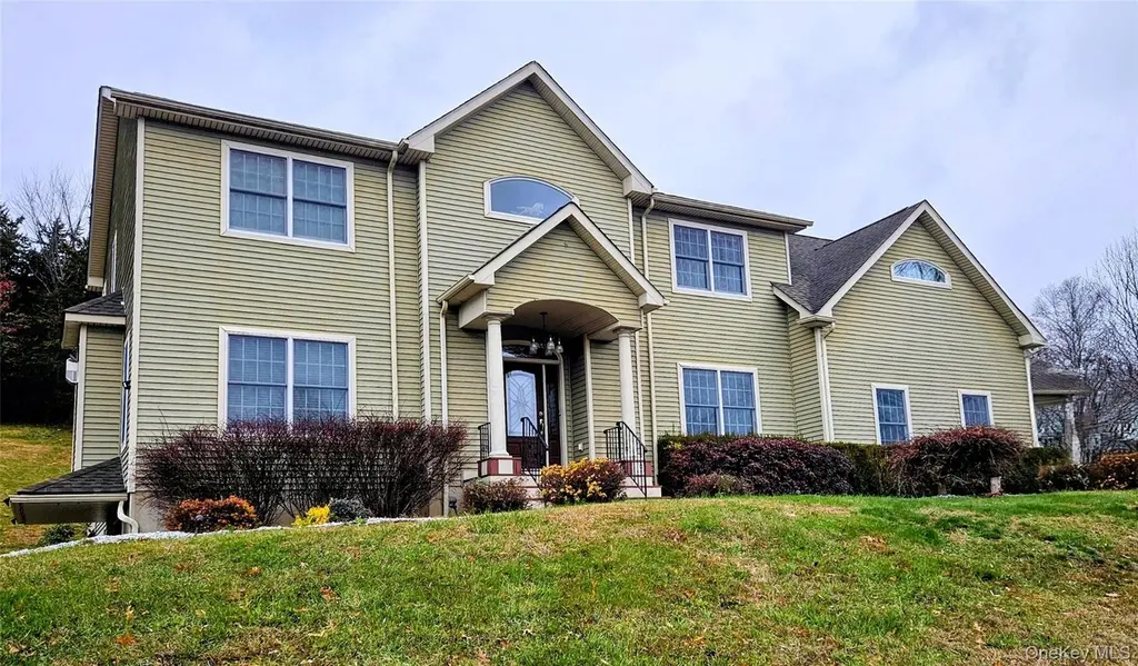 225 Kings Hwy