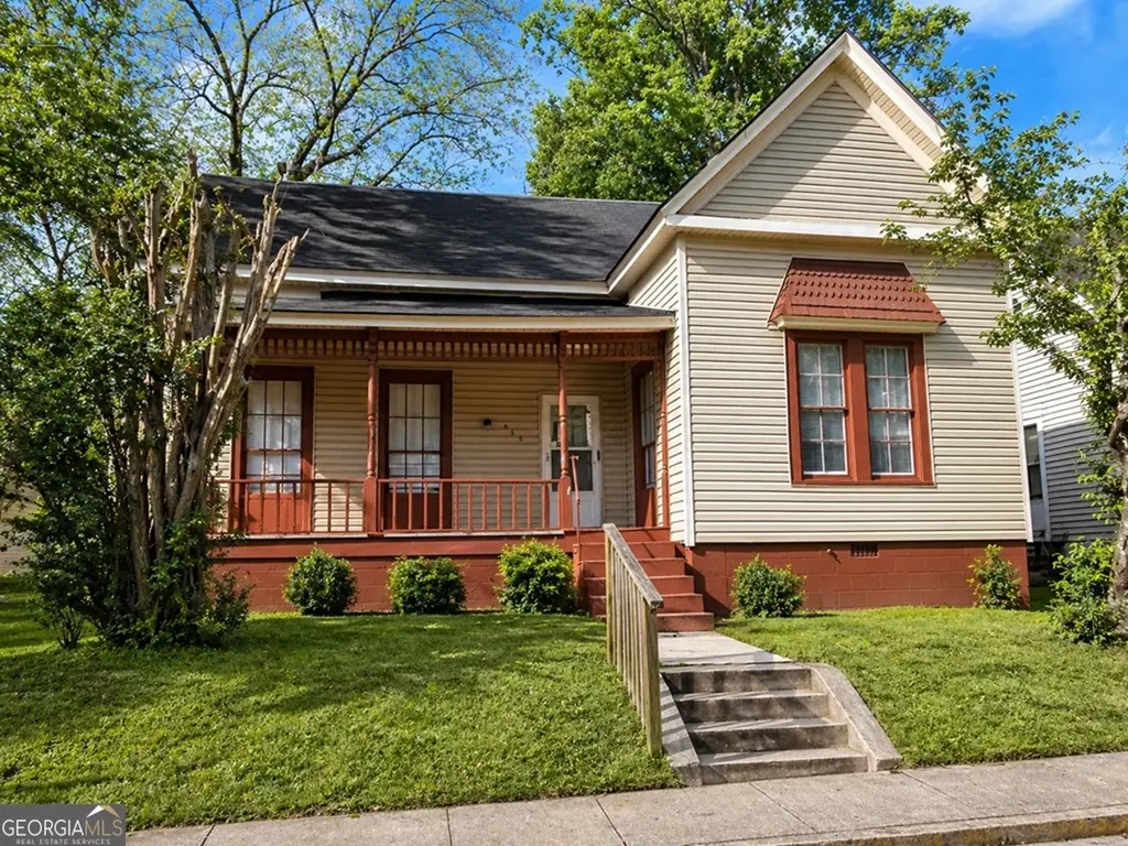 858 Tenney Ave