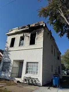 1002 Prouty Ave
