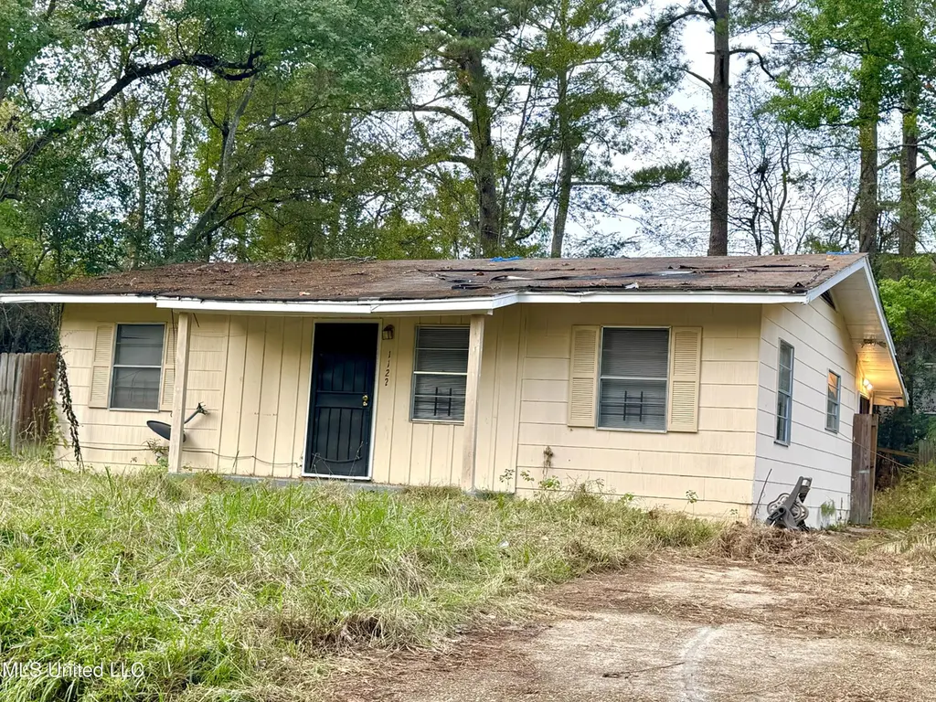 1122 Mcdowell Cir