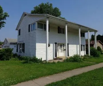 927 N 9th St