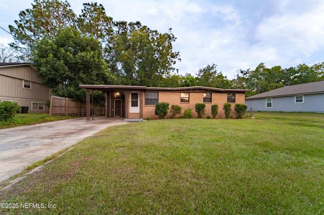 5114 Roanoke Blvd