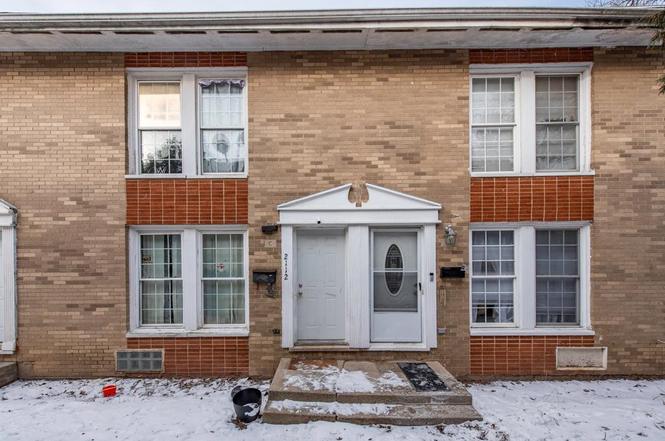 2112 Hebron Ave