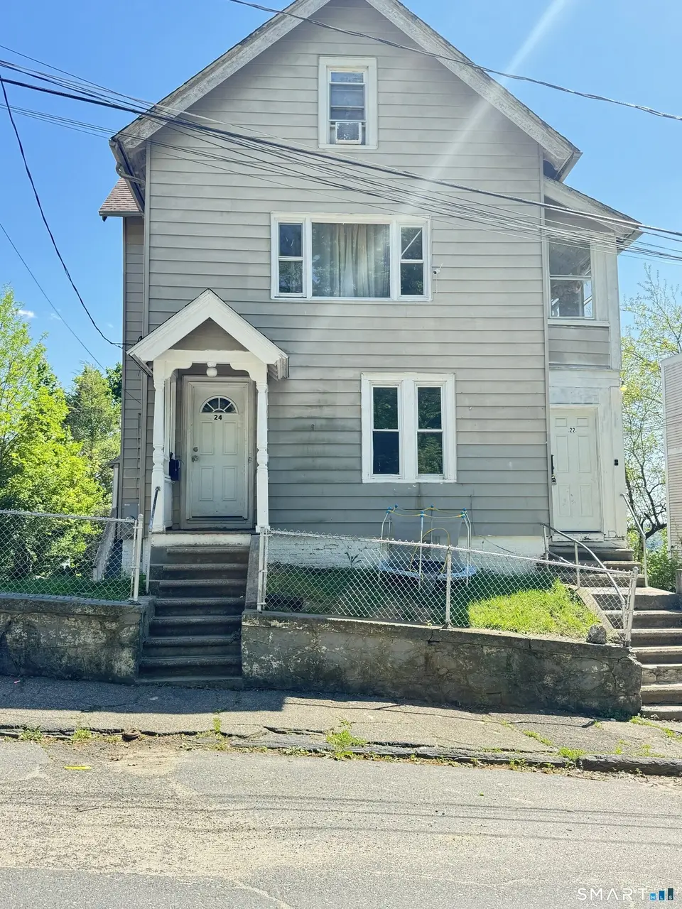22 Ashley St