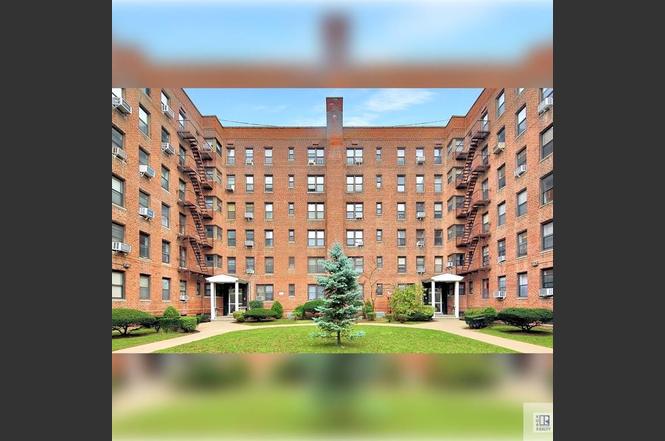 2425 Haring St Unit 4C