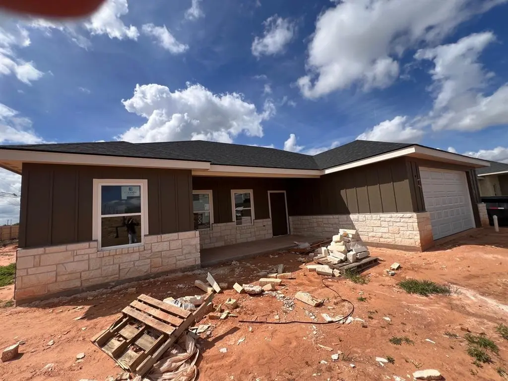 101 Sage Brush Dr