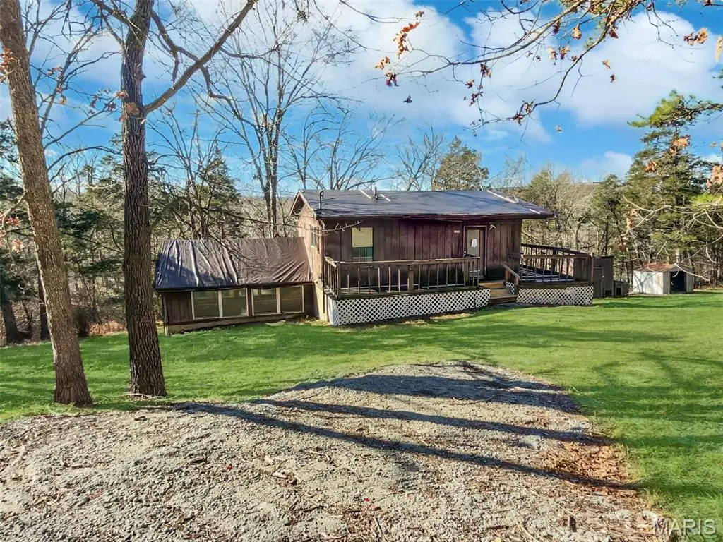 12599 Maple Dr