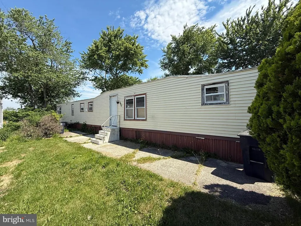 227 Nevada Ave