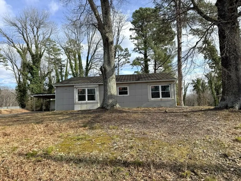 707 Auburn Pl