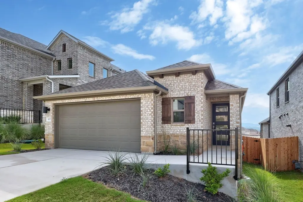 8007 Shining Flor Ln