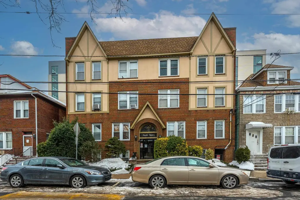8600 1ST Ave Unit B3