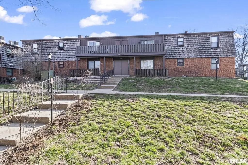 1913 Jeanette Ln #8
