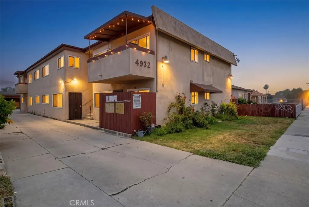4932 Lennox