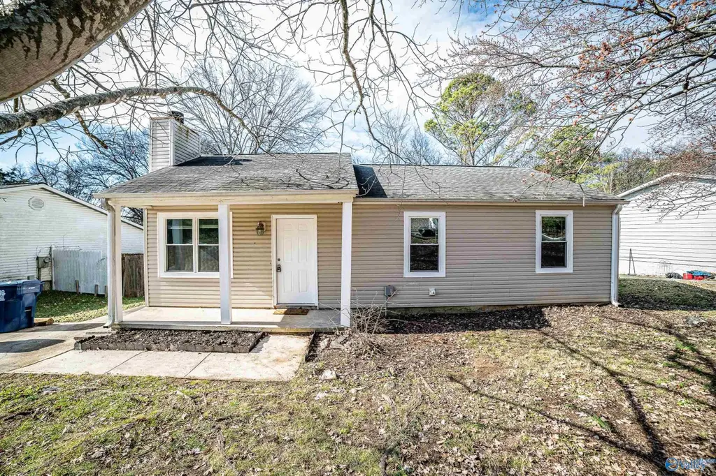 13918 Wyandotte Dr