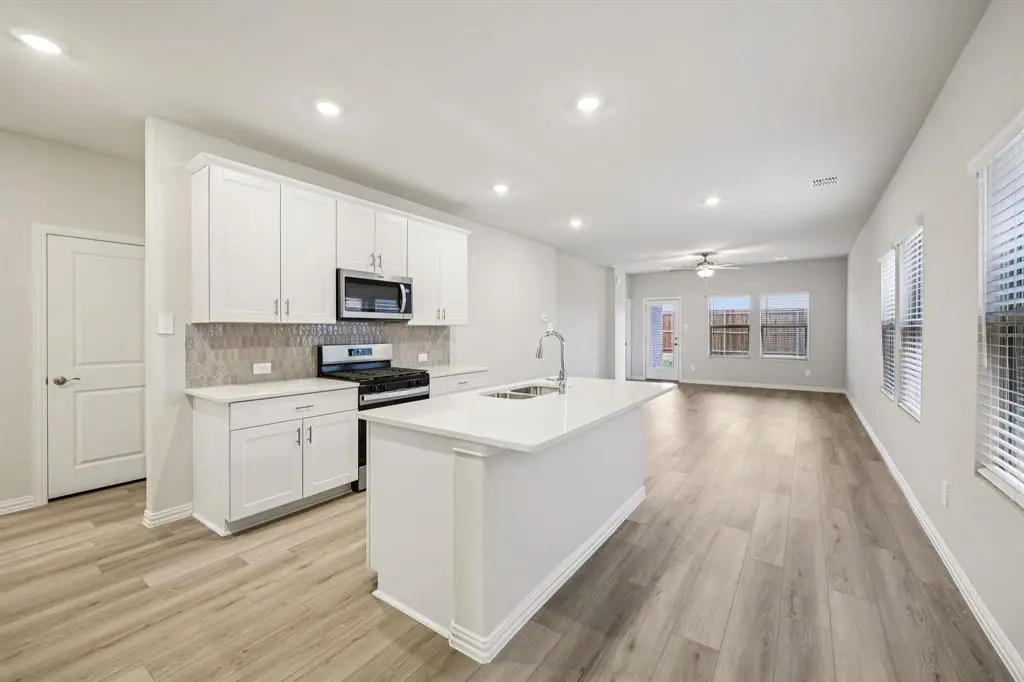 3514 Bridgeport Dr