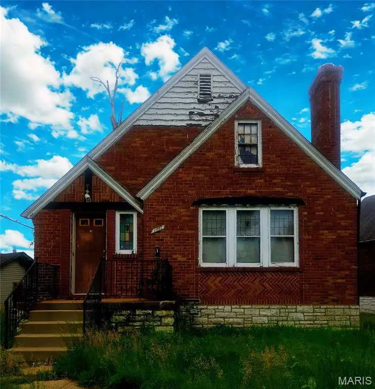 1761 Grape Ave