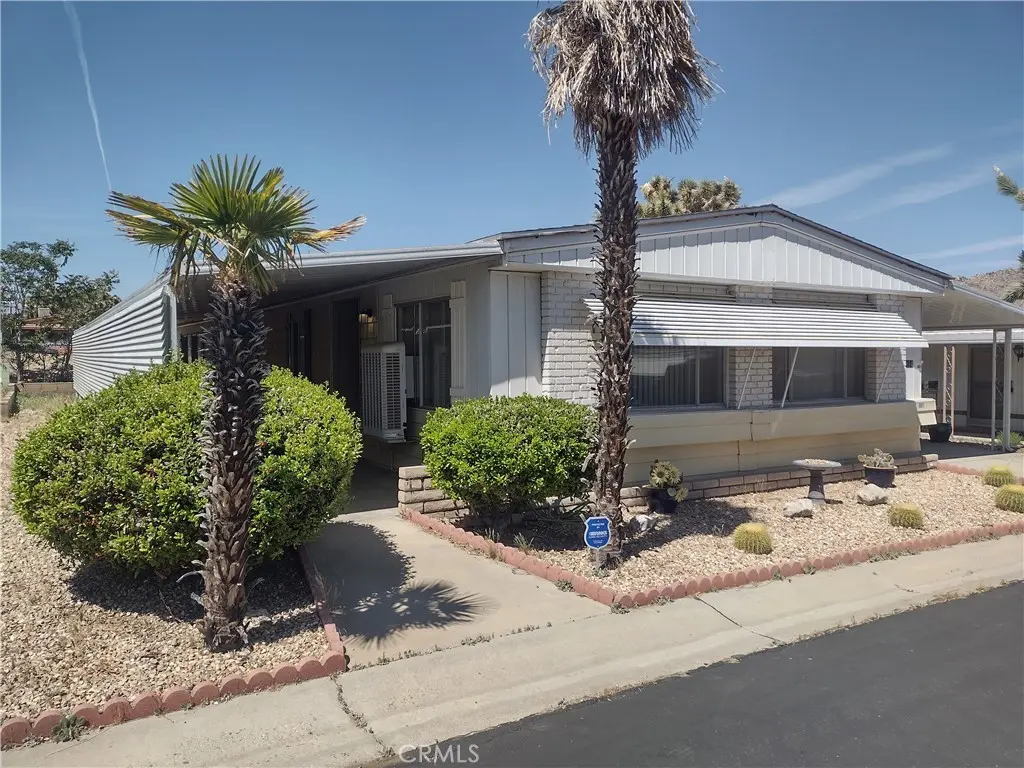 7501 Palm Ave #114