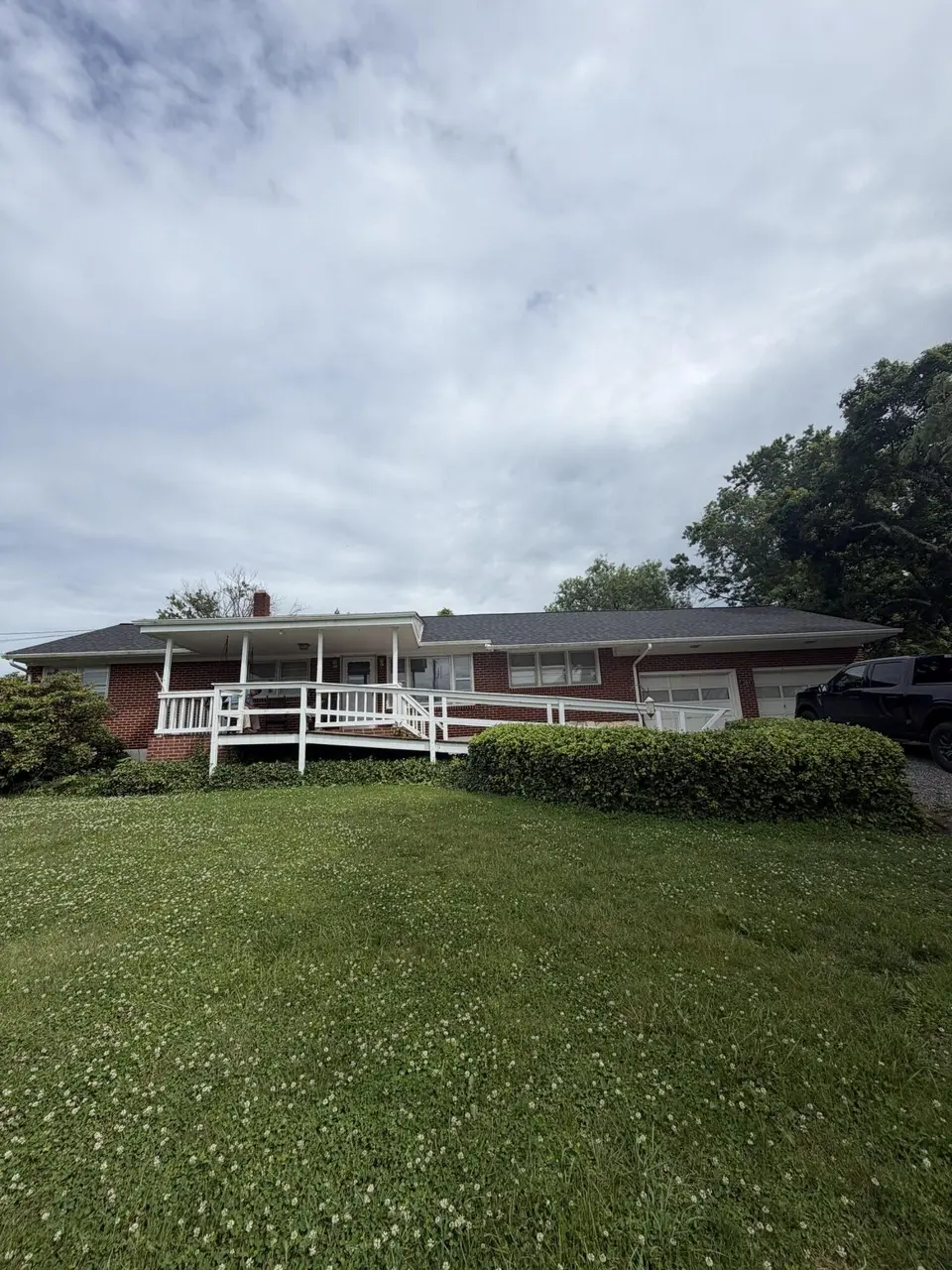360&384 Rogers Ln