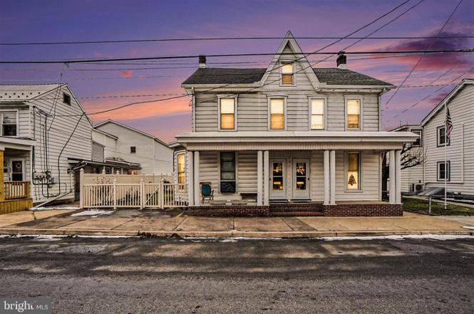 534 Main St