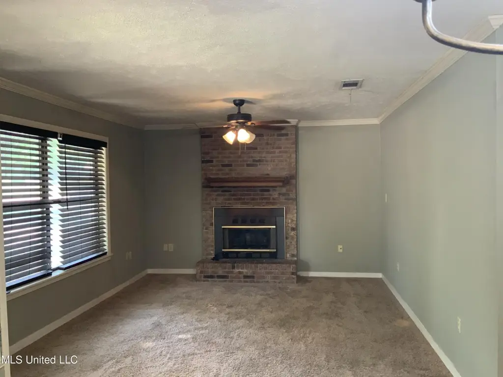 207 Lindale St Unit A