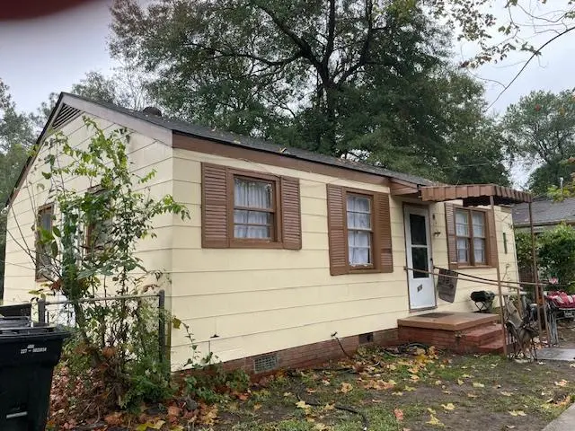 920 Brooks Rd
