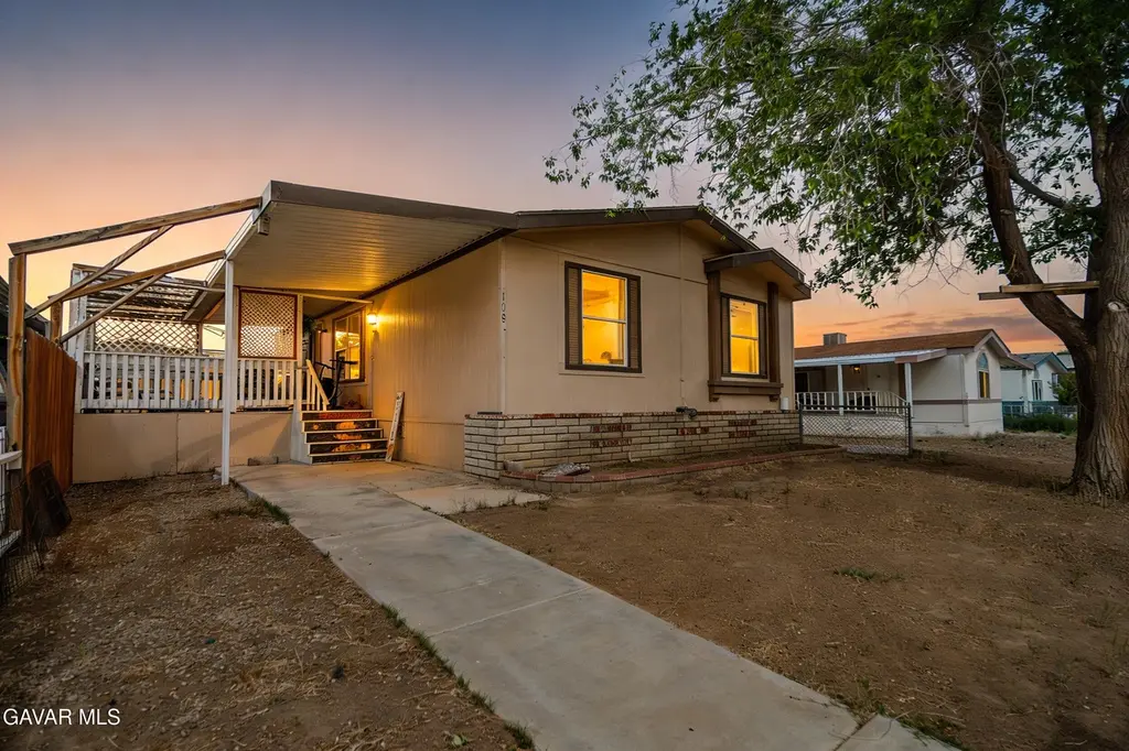 45465 25th St E Spc 108