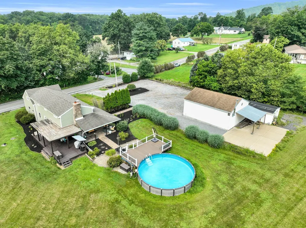 465 Mt Airy Rd