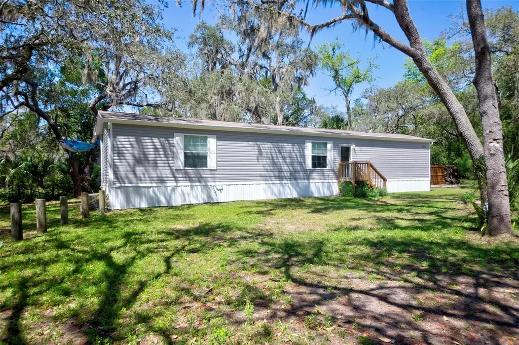 9025 Yogi Pl