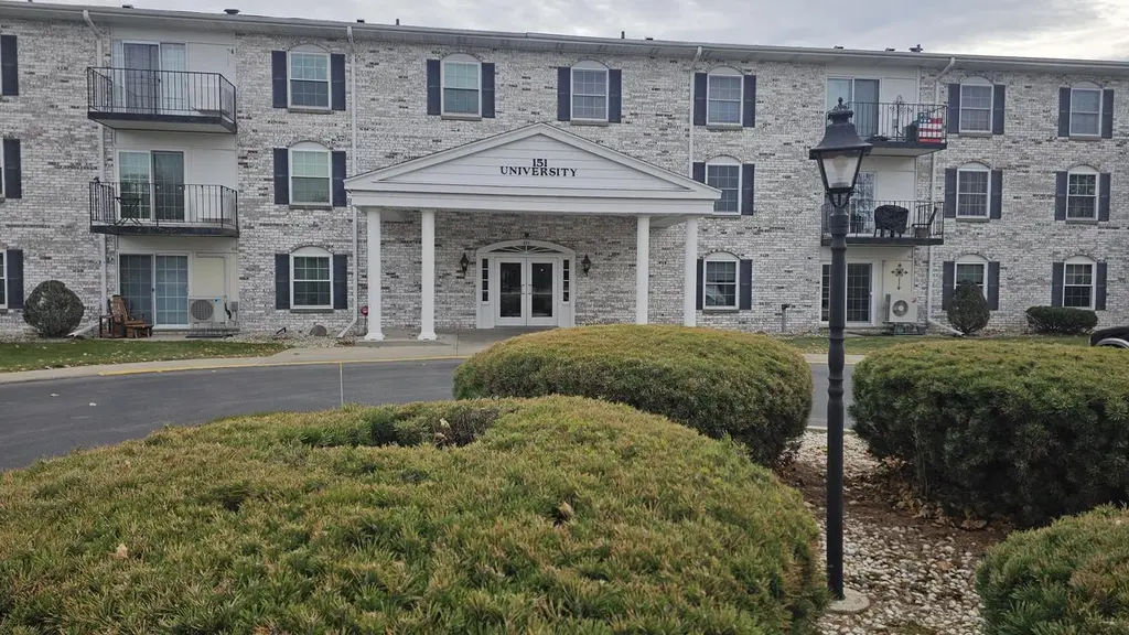 151 N University Dr #215