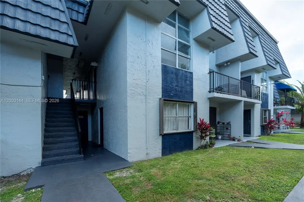 8003 W 6th Ave Unit M