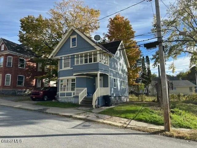 6 Eagle St