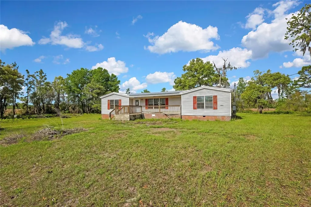 4512 N Timberwood Pt
