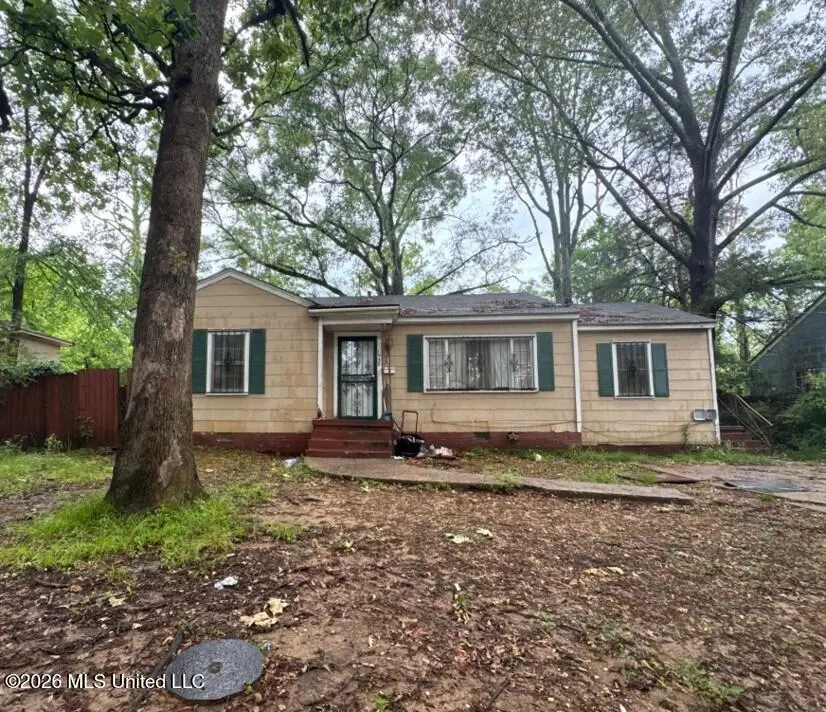 1939 Belvedere Dr