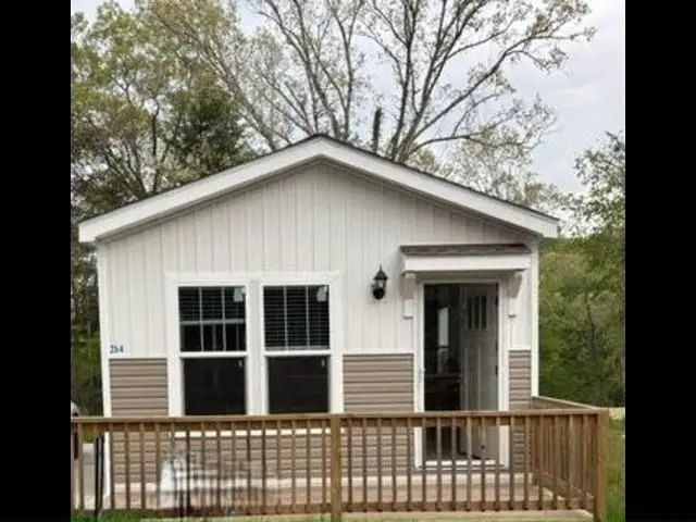 218 Dreamers Ln