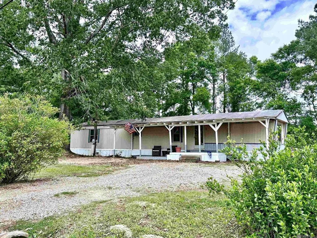 14401 Pine Park Dr