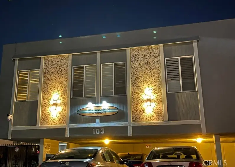 103 N Hayworth