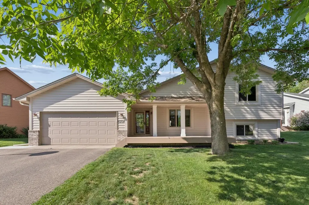 20704 Jaguar Ave
