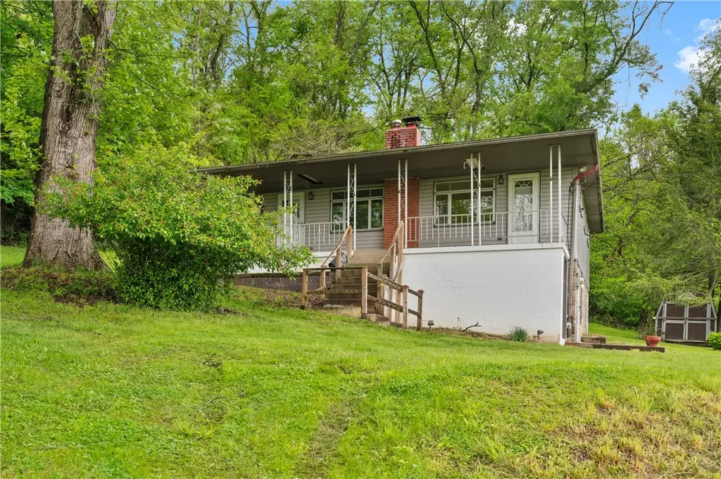 3601 Brandis Ave