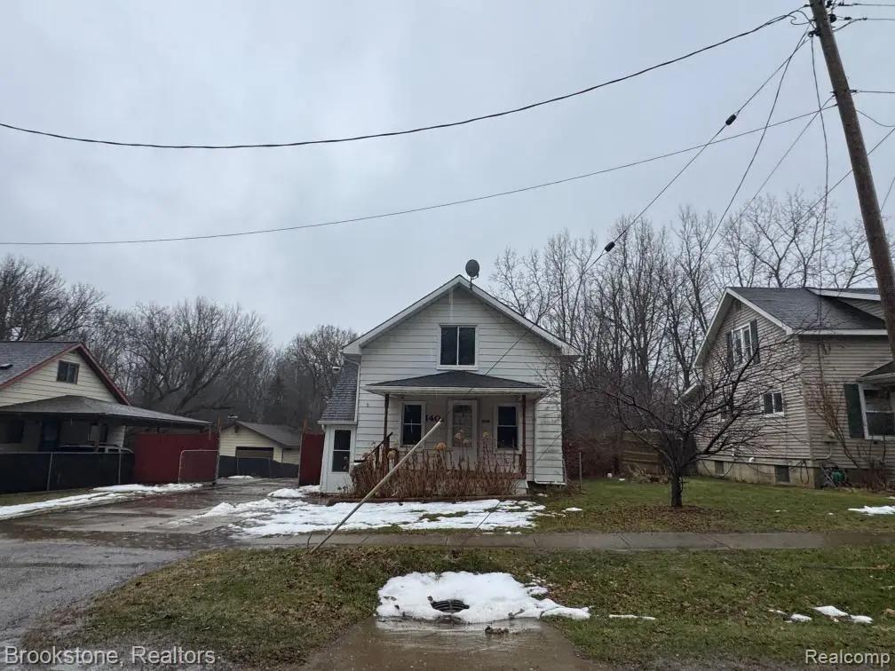 140 E Johnson St